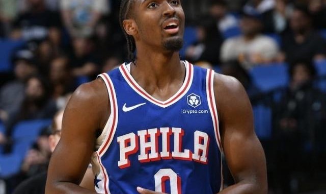 开云体育下载-揭幕战狂打21铁！大帝乔治同时缺阵 小马孤立无援